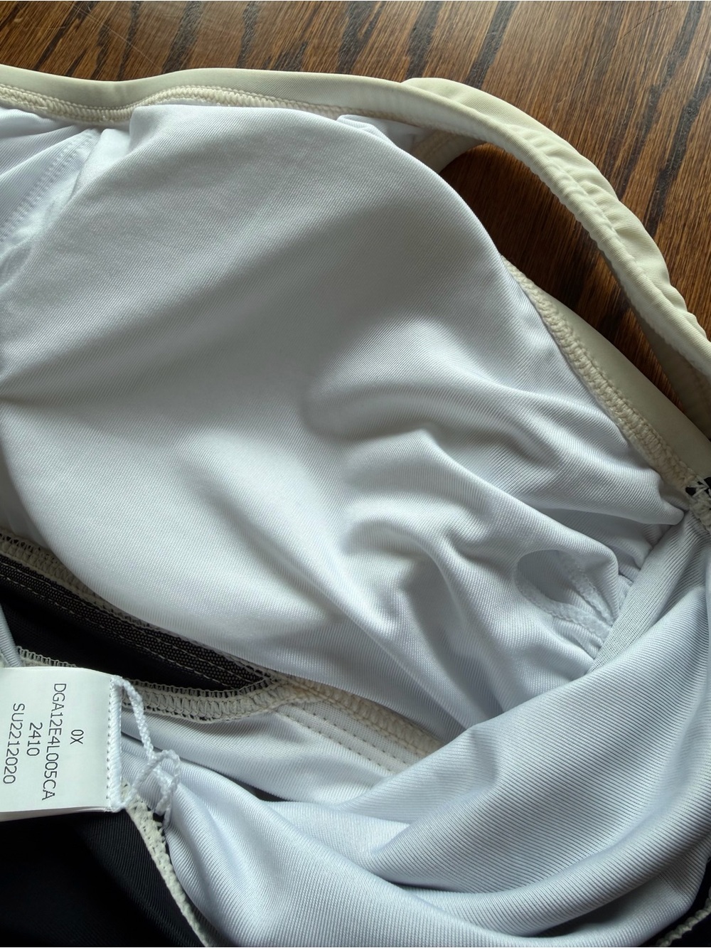 Cupshe Colorblock One-Shoulder One-Piece Swimsuit in Cream, Gray & Black 14 NWT - Picture 11 of 12